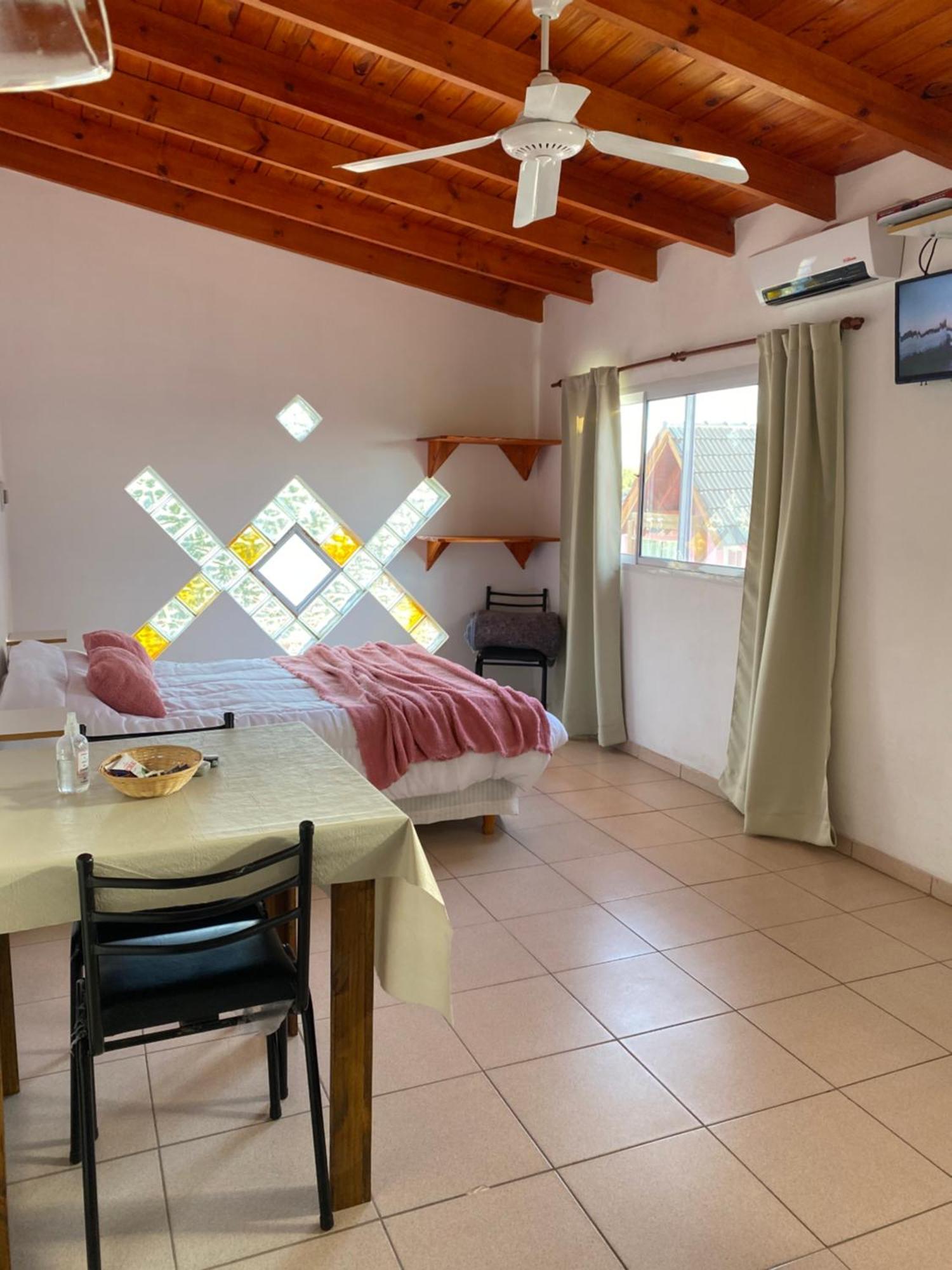 Cabanas & Apart Yki Shamuaika Capilla del Monte Room photo